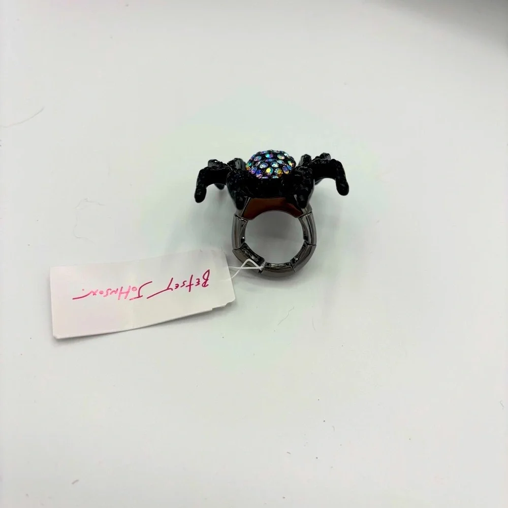Betsey Johnson command all